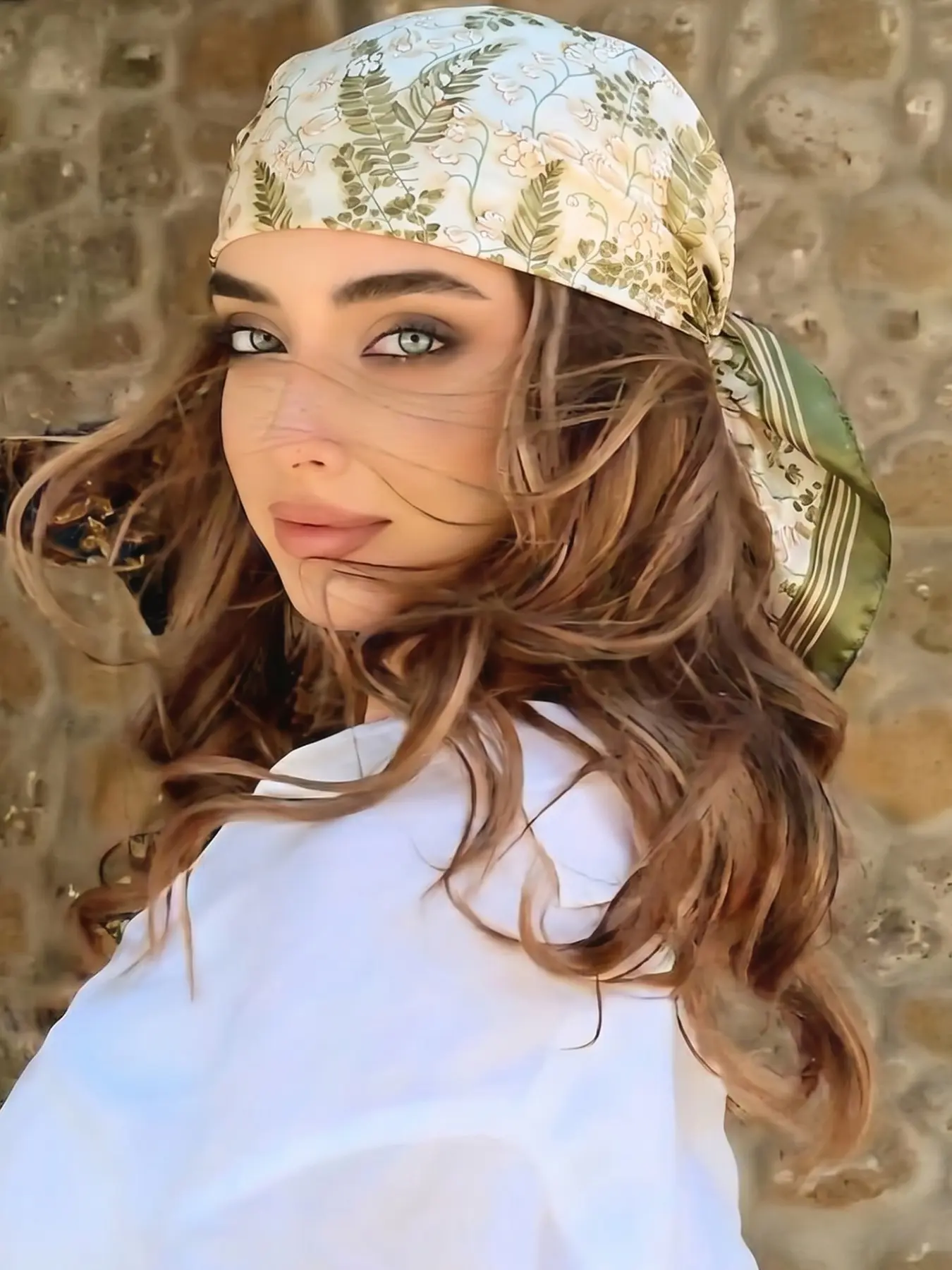 Boho Style Lightweight Print Bandana, 90x90cm Unisex Summer Sun Protection Breathable Headscarf, Fashion Casual Accessory for Travel