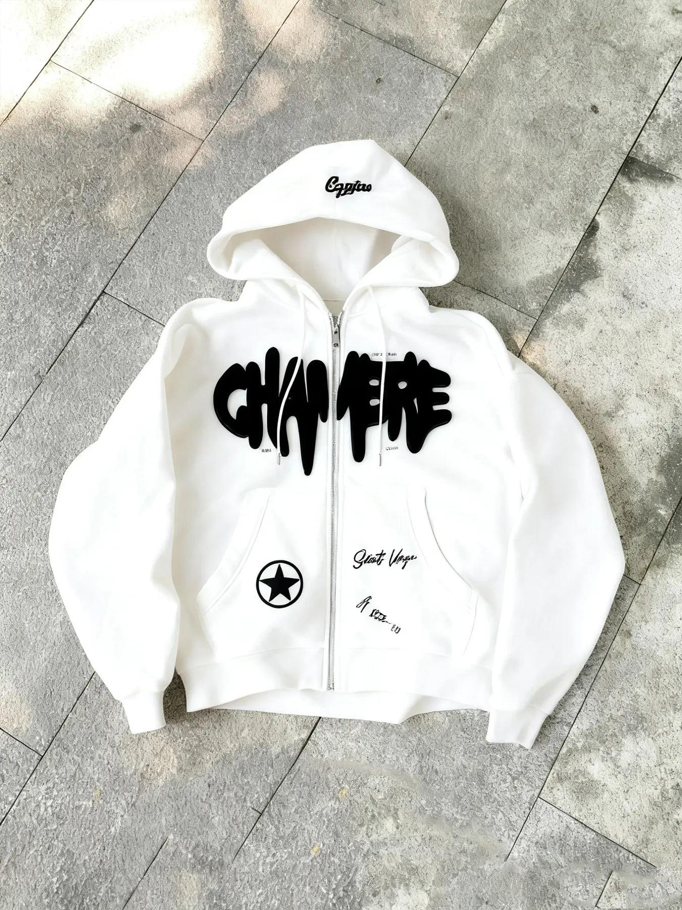 Graffiti Print Graphic Zip-Up Hoodie, Soft Fleece Material, Street Art Aesthetic, Urban Casual Long Sleeve Loose Fit Sweatshirt with Pockets, Gift Hoodie