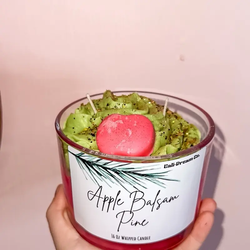 NEW APPLE PINE CANDLE