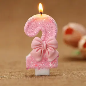 1pc Pink bow-shaped number birthday candles, Cake Decoration, Birthday Cake Decorations, sparkling and perfect for Halloween, Christmas events, and parties. Also suitable for Halloween, Christmas, New Year's, Valentine's Day, and other party occasions.