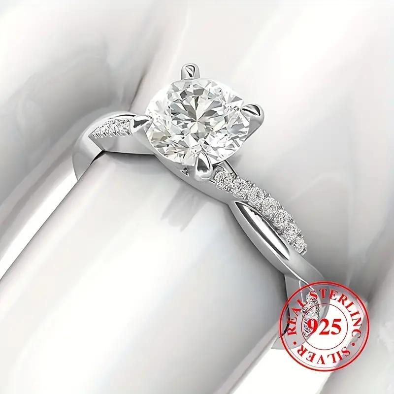 Elegant 4-Prong Round Zirconia Ring in 925 Sterling Silver – Classic Engagement or Wedding Jewelry, a Timeless, Romantic Gift for Her