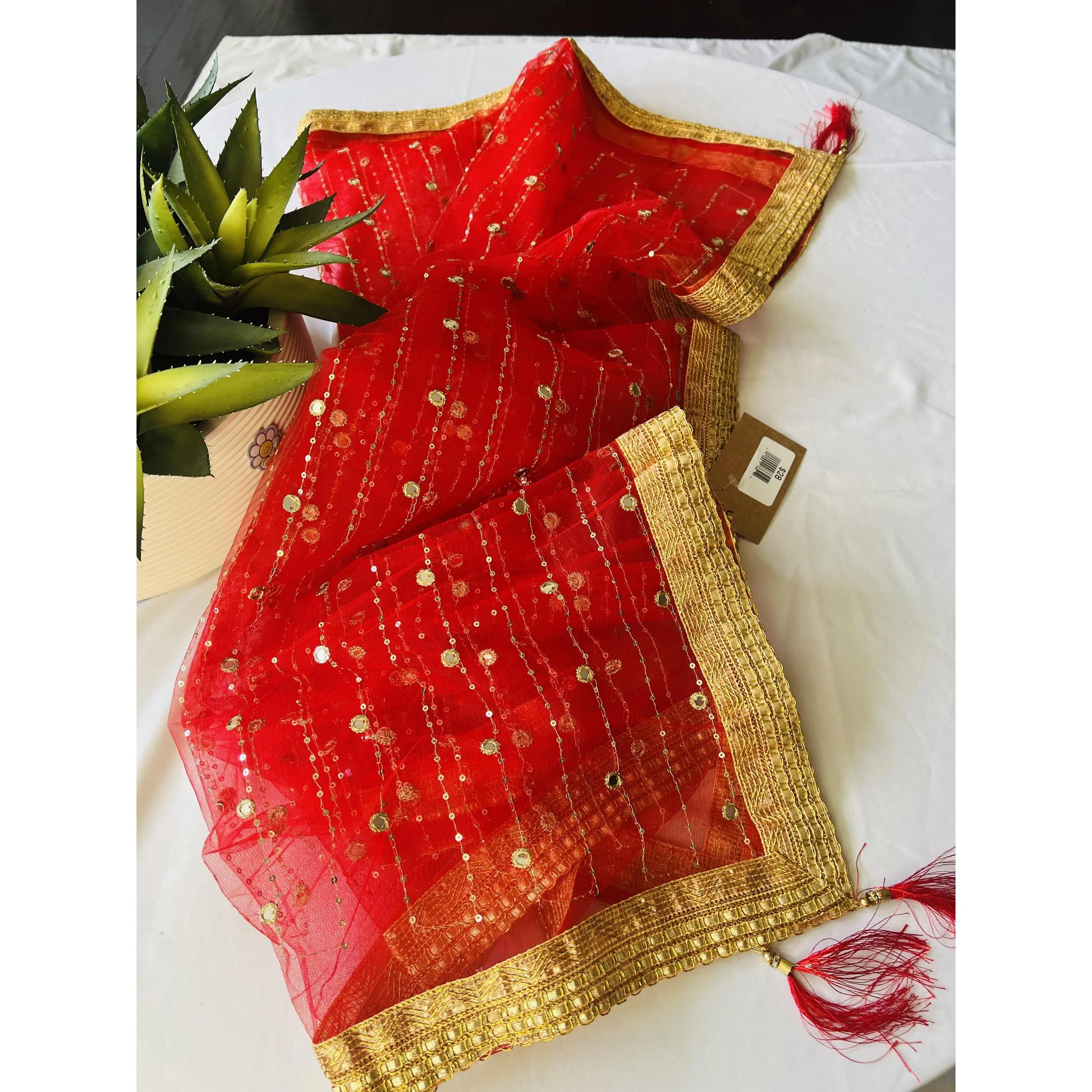 Net dupatta with foil mirror work