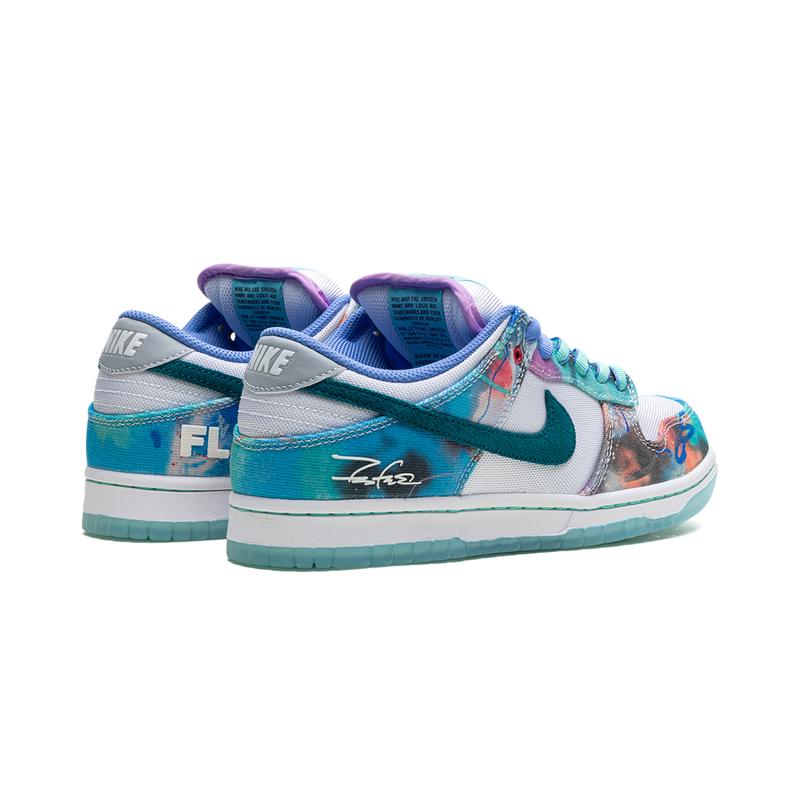 Dunk Low SB "Futura Laboratories - Bleached Aqua" HF6061 400