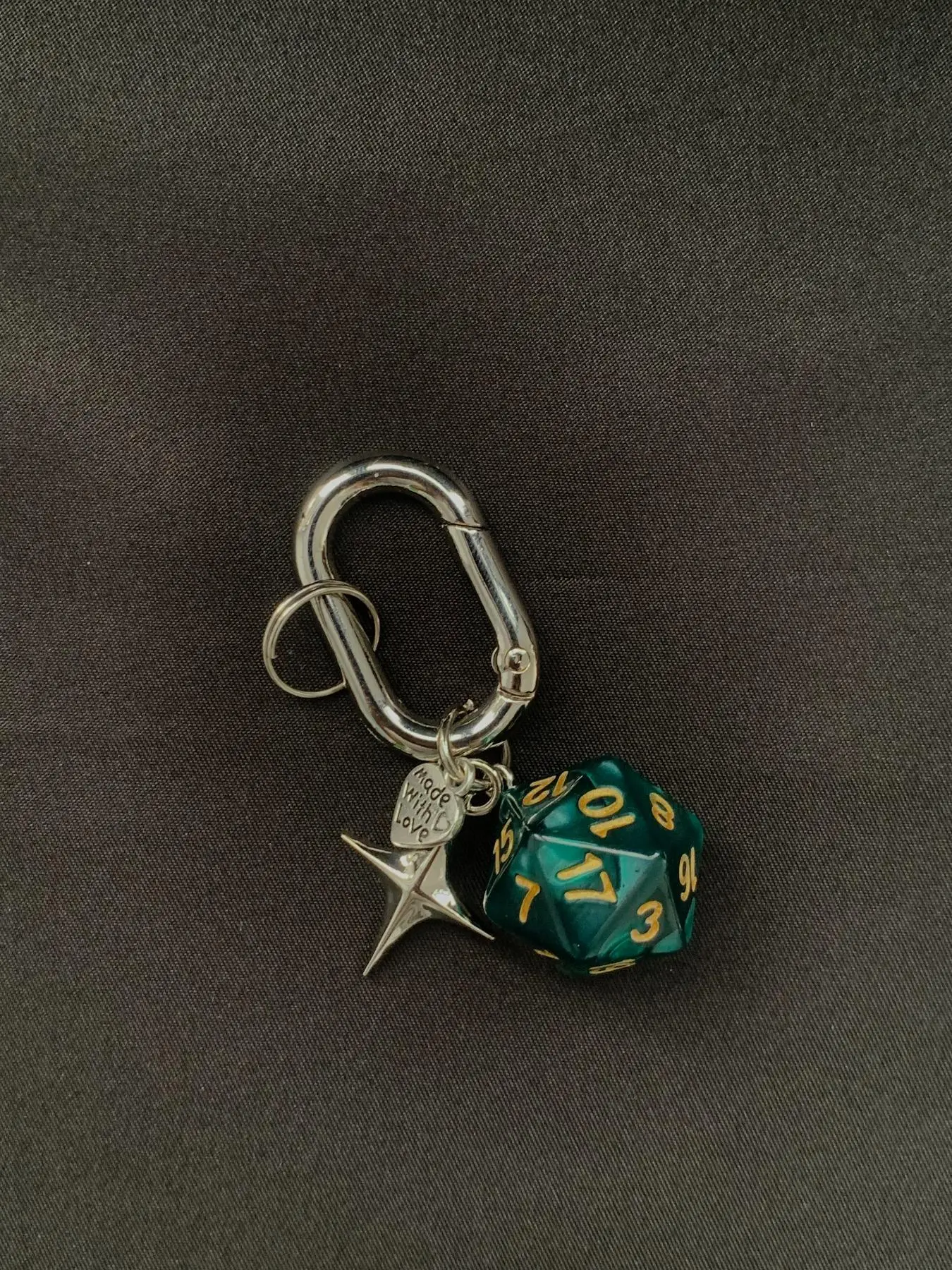 Creative Dice Design Keychain, Cute Cheart & Star Charm Decor Keychain for Women & Men, Fashion Accessories, Trendy All-match & Exquisite Keychain for