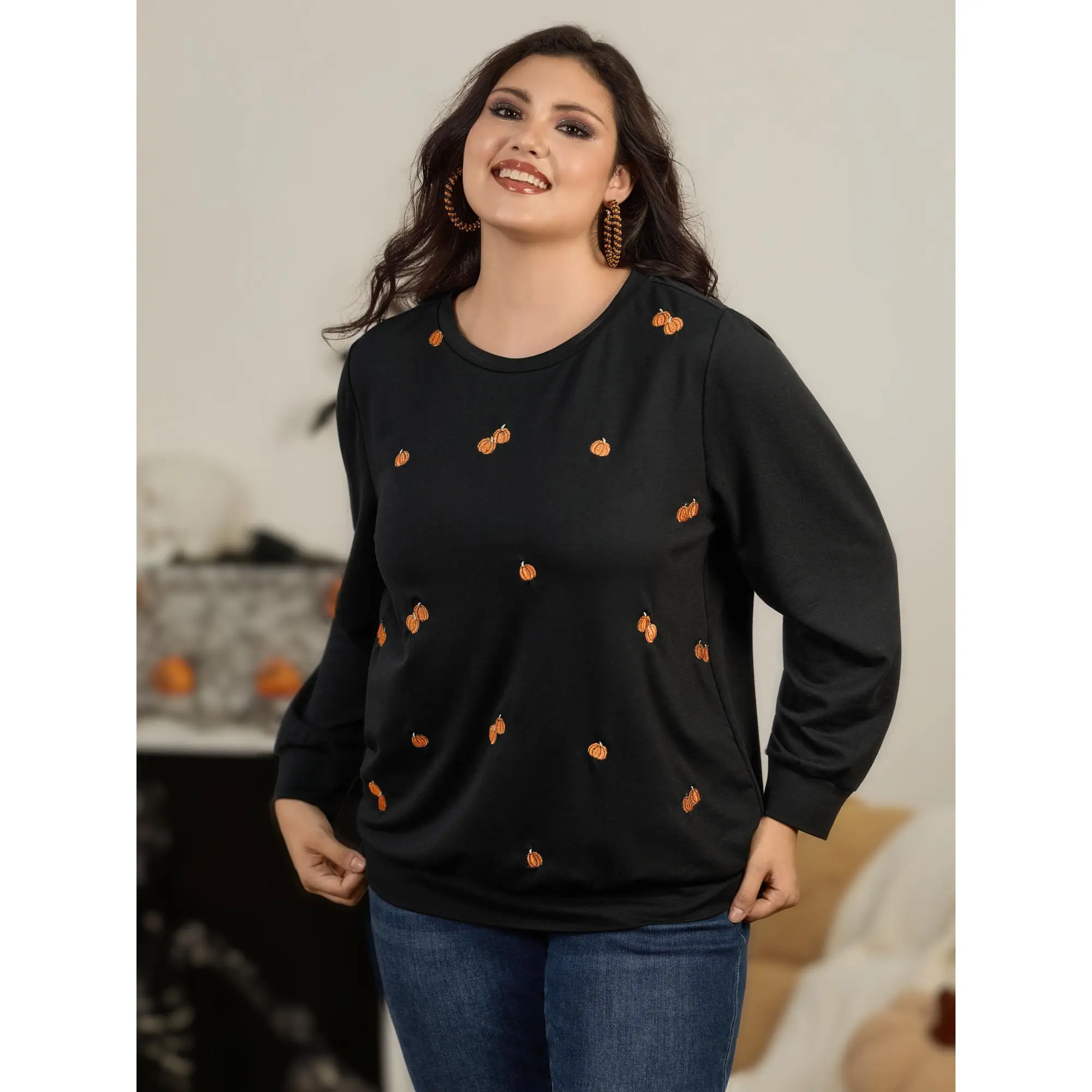 BloomChic Halloween Cute Pumpkin Embroidery Crew Neck Sweatshirt 【M-6XL】