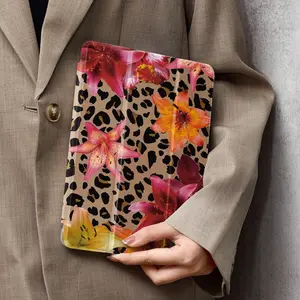 Floral Pattern Tablet Case with Pen Slot, Soft Shockproof Tablet Protective Cover, Auto Sleep Wake Function Tablet Protector for iPad