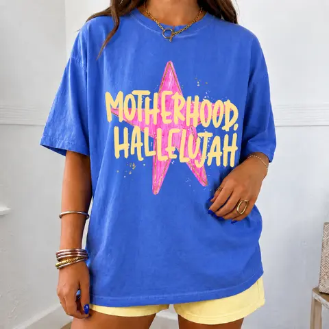 Comfort Colors Motherhood Hallelujah T-Shirt, Christian Mama Shirt, Preppy Mom Graphic Tee, Faith Based Women’s Shirt, Trendy Summer Mama Tee Top Womenswear