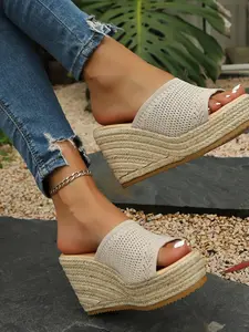 Women's Plus Size Wedge Sandals, Summer Thick Sole Shoes, Height-Increasing Straw Bottom, Vintage One-Word Flip Flops, Fisherman Shoes, Casual Sandals