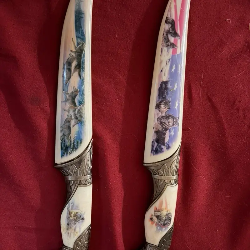 Wolf wildlife collection daggers