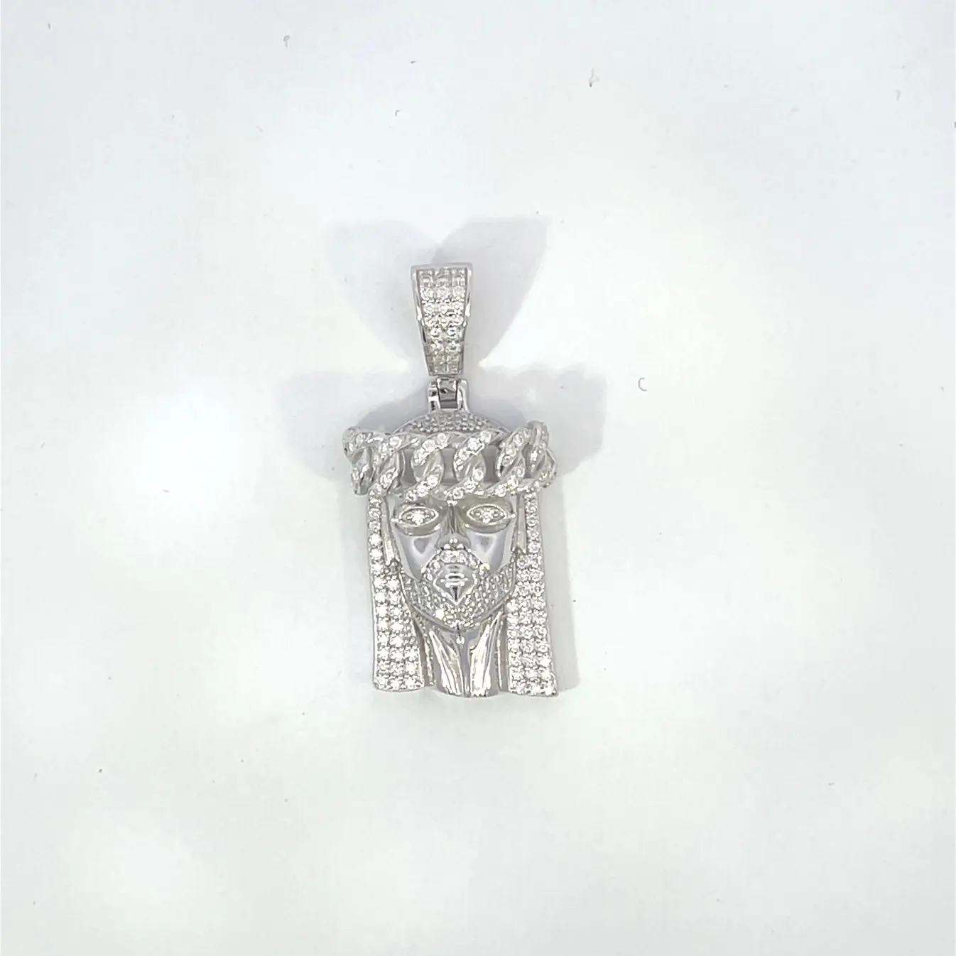 CLASSIC RELIGIOUS 1.22TCW VVS1 MOISSSANITE JESUS HEAD PENDANT - 925 STERLING SILVER