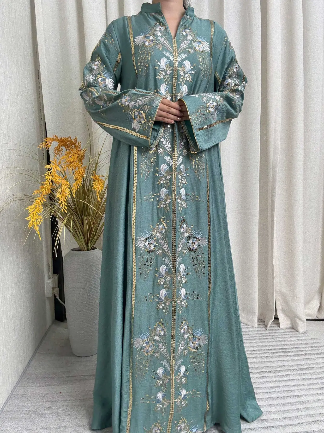 Women's Muslim Abaya Dress, Elegant Loose-Fit Woven Fabric, All-Season Islamic Clothing, High-Quality Dubai Style, Best-Selling Fashion