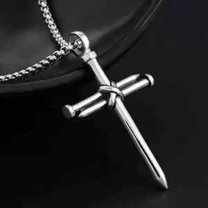 Christ Jesus cross pendant necklace, high-end design, trendy hip-hop punk necklace