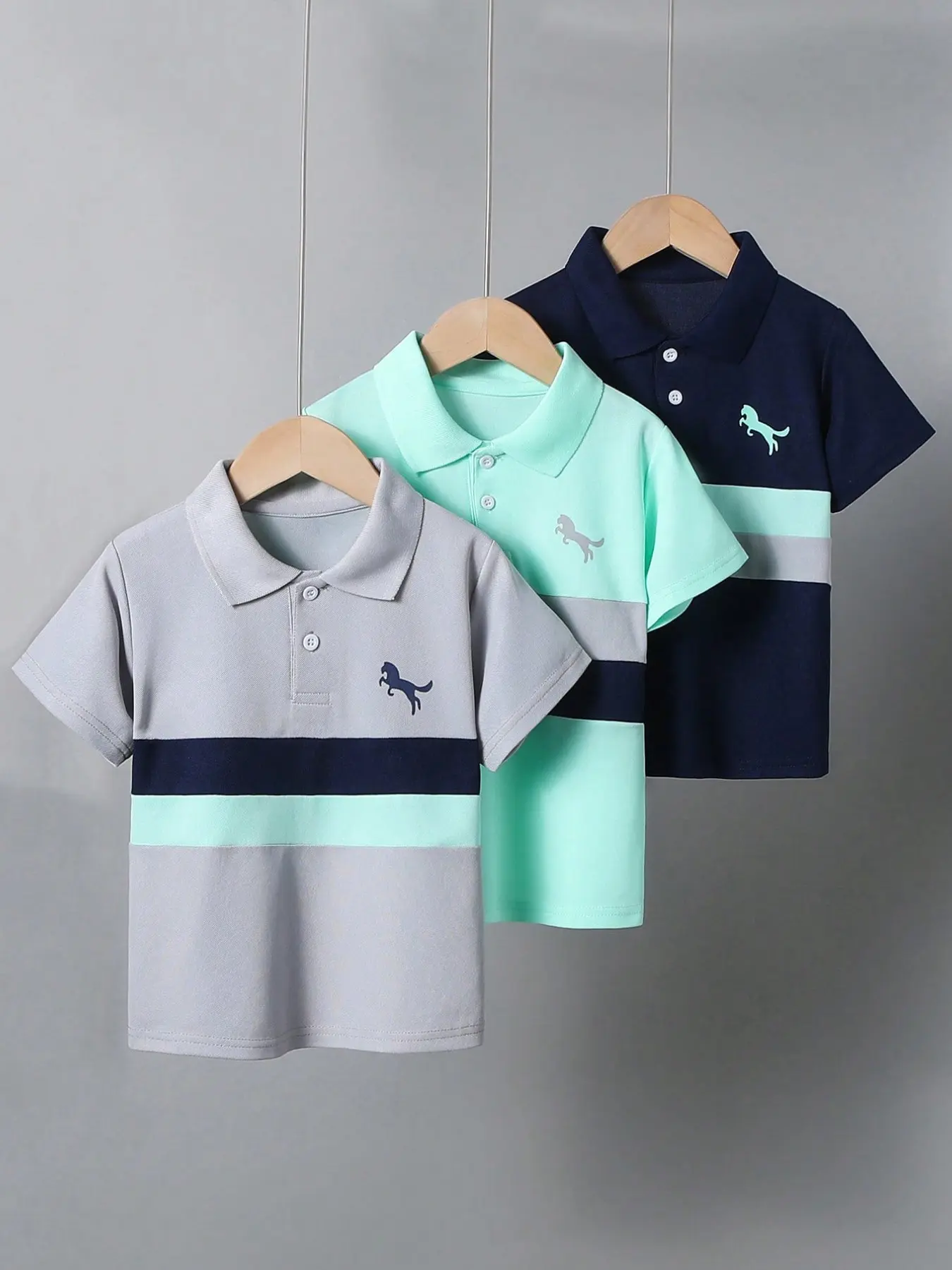 3-Piece Kids' Polo Shirt Set, Horse Print Polo, Patchwork Color Block Design, Ideal for Daily Wear & School 3-Piece Kids' Polo Shirt Set, Horse Print Polo, Patchwork Color Block Design, Ideal for Daily Wear & School
