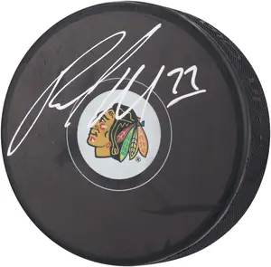 Pat Maroon Chicago Blackhawks Autographed Hockey Puck - Fanatics Authentic Certified