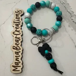 Mamal Bear Creations Silicone Bead Bracelet with Keyring and Keychain Accessory, Features Beads in Turquoise and Black