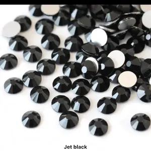 SS16 Jet Black Glass Rhinestones