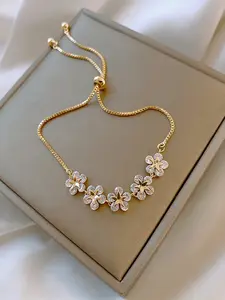 [Minimalist Star Bracelet]  Minimalist Star Petal Bracelet - Five-Pointed Star Jewelry for Daily Wear & Vacation, Year-Round Versatile Online Celebrity Accessory (No Plating, Star Shape)