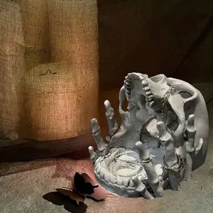 Creative Skull Jewelry Storage Rack, Resin Craftsmanship Home Decor, Unique Skull Ashtray, Artistic Household Accessory