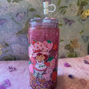 Strawberry cup 20 oz