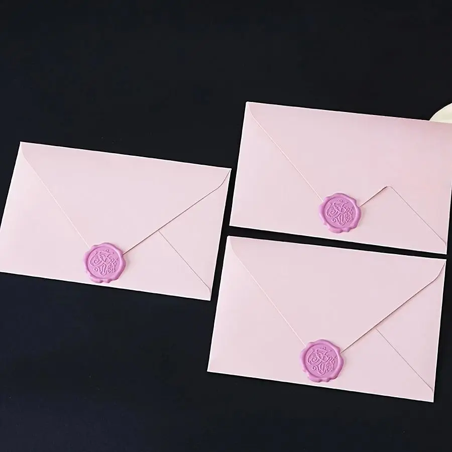 Romantic Envelope Set, 32 Pieces Including 6 Letters, 20 Envelopes, 6 Wax Seals, Perfect for Business Mailing and Party Invitations