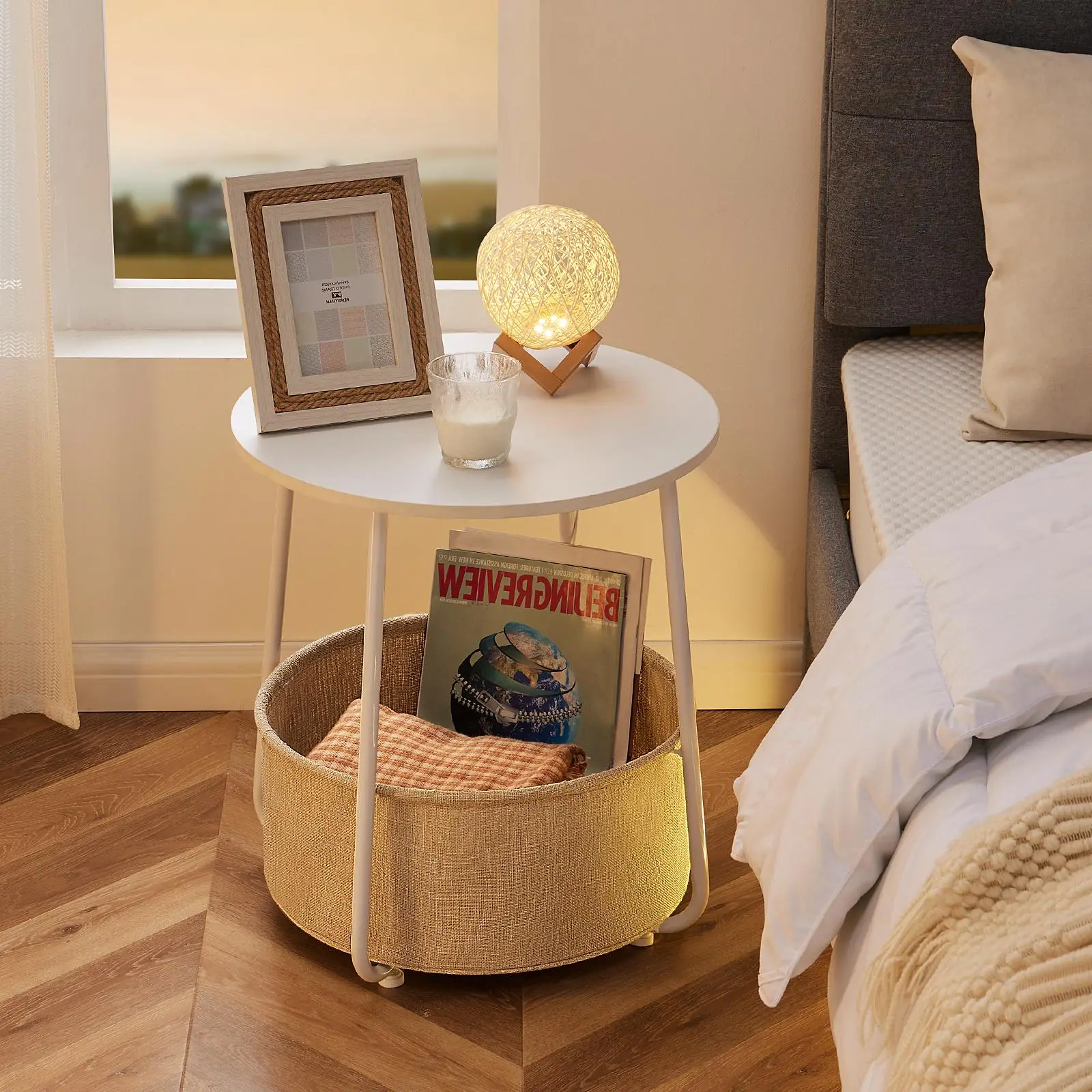 Sweet Furniture S - Round Side End Table for Living Room, Modern Nightstand Bedside Table with Fabric Basket, Small Side Table with Steel Frame