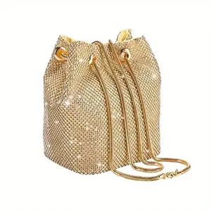 Women's Evening Clutch Bag with Convertible Chain Strap - Glamorous Wedding, Prom, Bridesmaid Purse - Spacious Interior for iPhone, Makeup - Perfect for Brides, Cocktail Parties, Formal Events - Elegant Evening Bag, Wedding Purse, Prom Accessory, Sparklin
