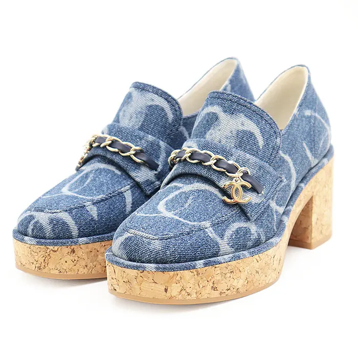 Pre-owned CHANEL Denim Small Leather Goods 23B G45142 Loafer
