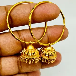 Earrings/ jhumka