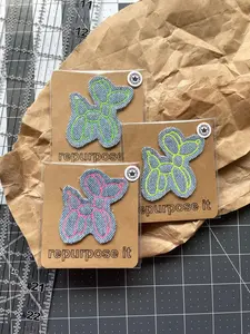 🧵 Balloon Dog Embroidered Iron-On Patch