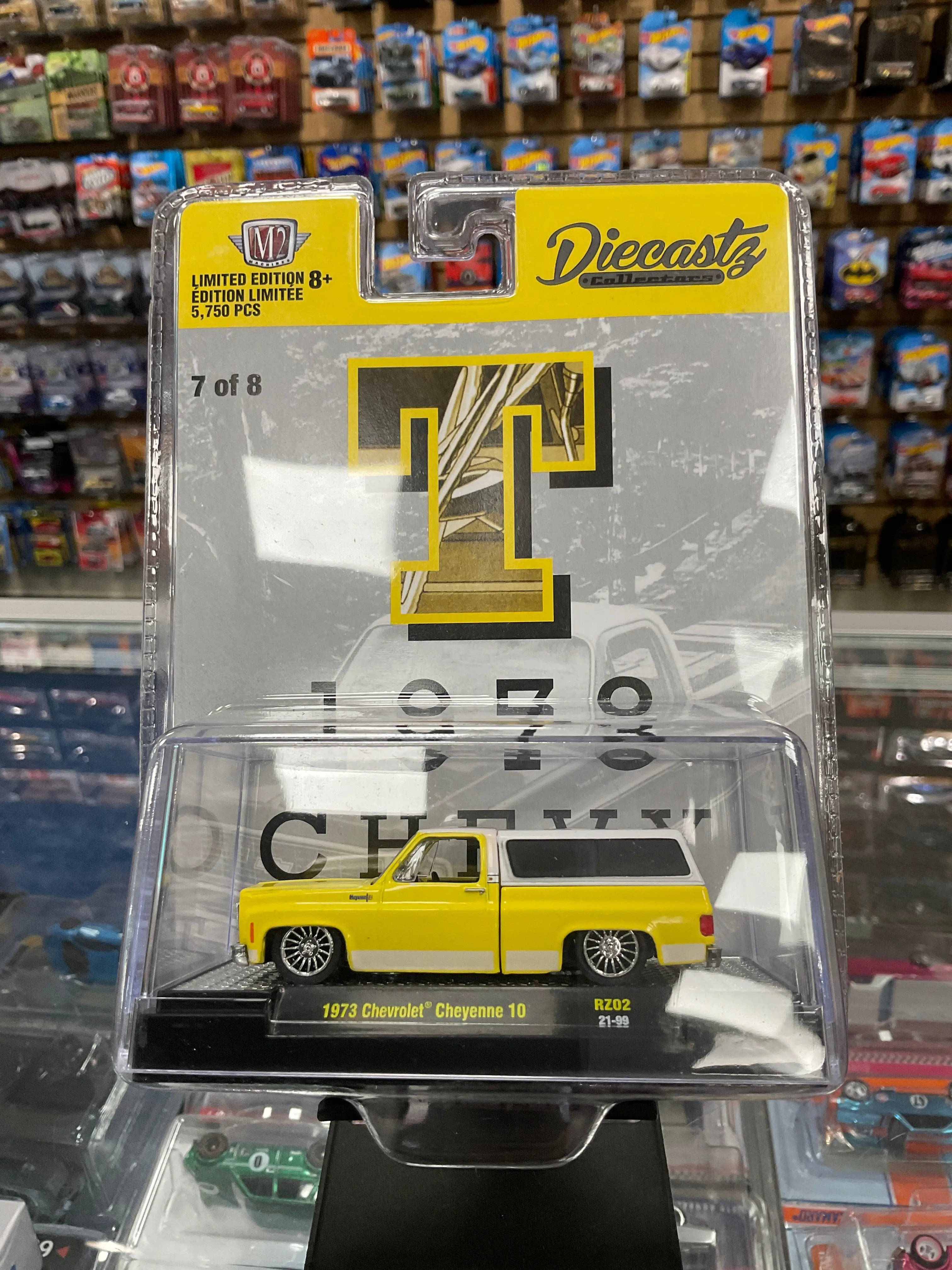 M2 machines DiecastZ exclusive 1973 Chevrolet Cheyenne 10 Yellow “T”