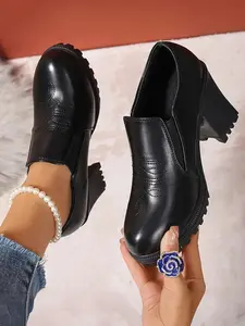 Women's Vintage British Embroidered Elegant Stylish Classic Thick Sole Rubber Mid Heel Shoes, All-Season Casual & Formal Wear, Ladies' Footwear