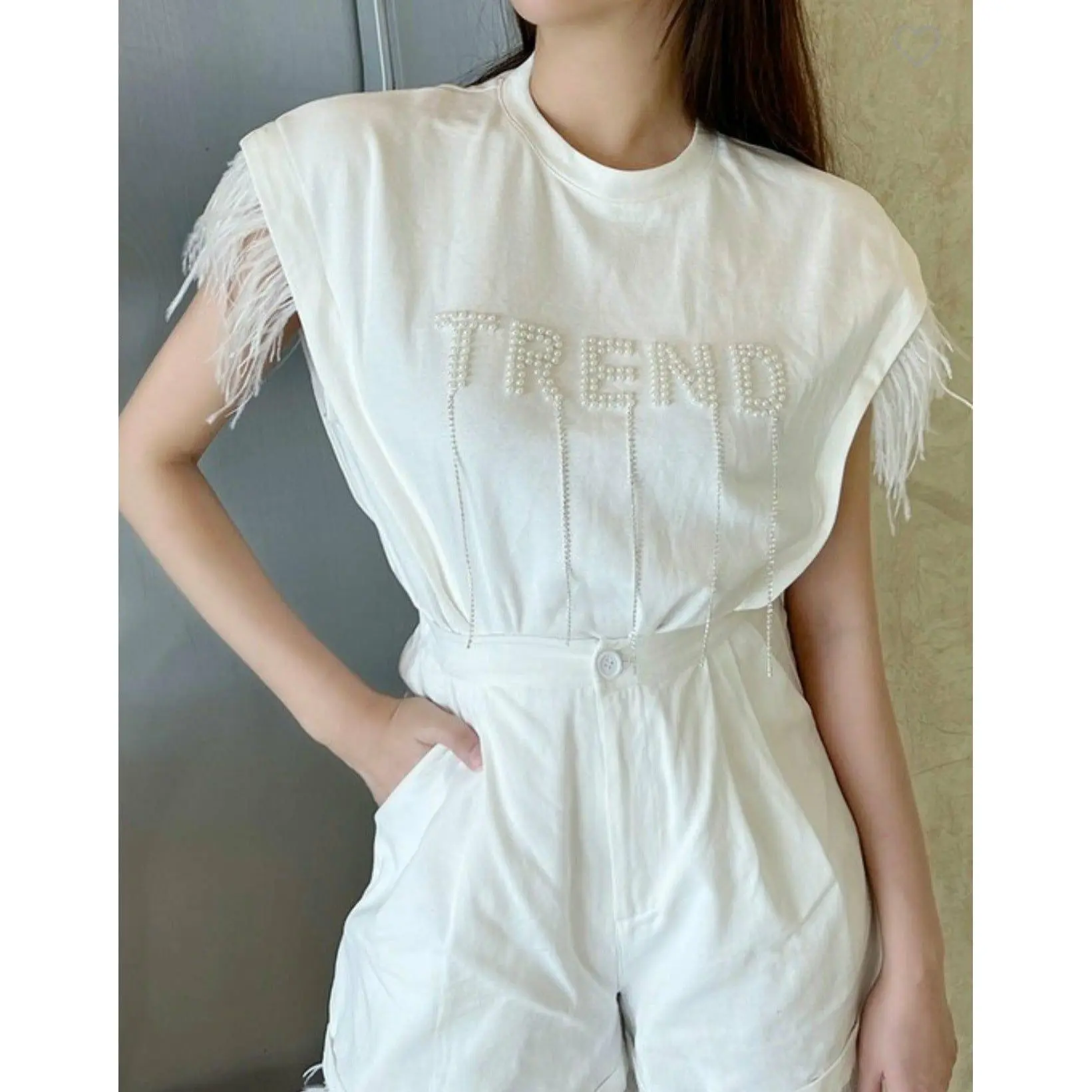 Trend Feather Sleeve Top