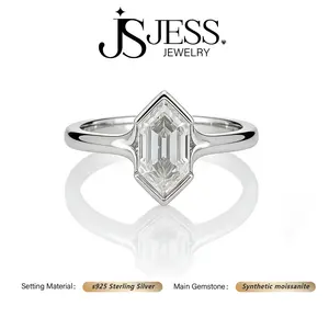 [#668 Glim-D] Geometric Edge 2ct Dutch Marquis Synthetic Moissanite Ring – Minimalist Statement Design