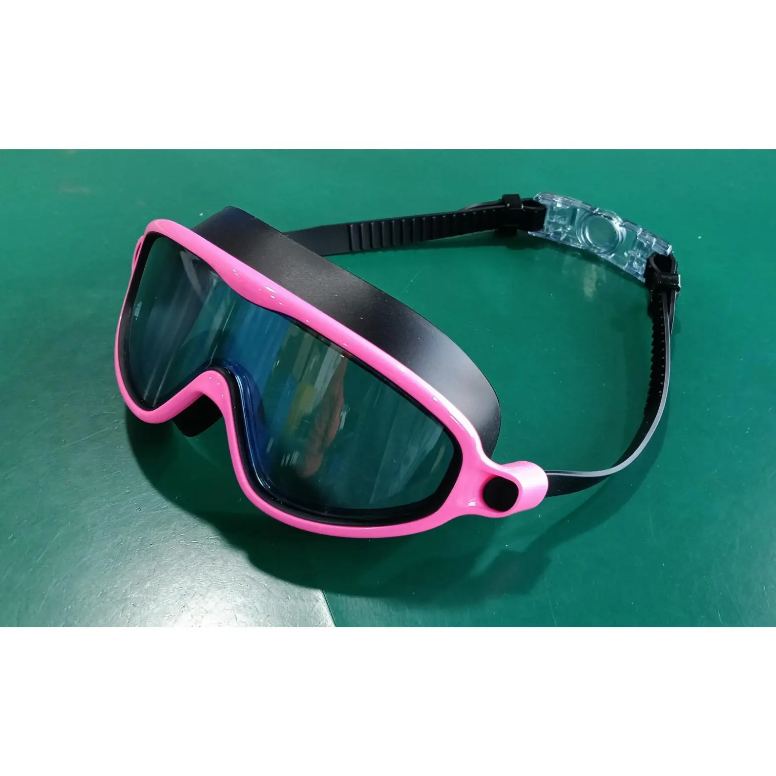 Black rose pink gray lenses/boxed