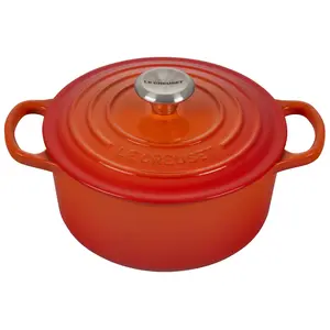 Le Creuset 2 Qt. Round Signature Cast Iron Dutch Oven with Stainless Steel Knob | Flame Orange