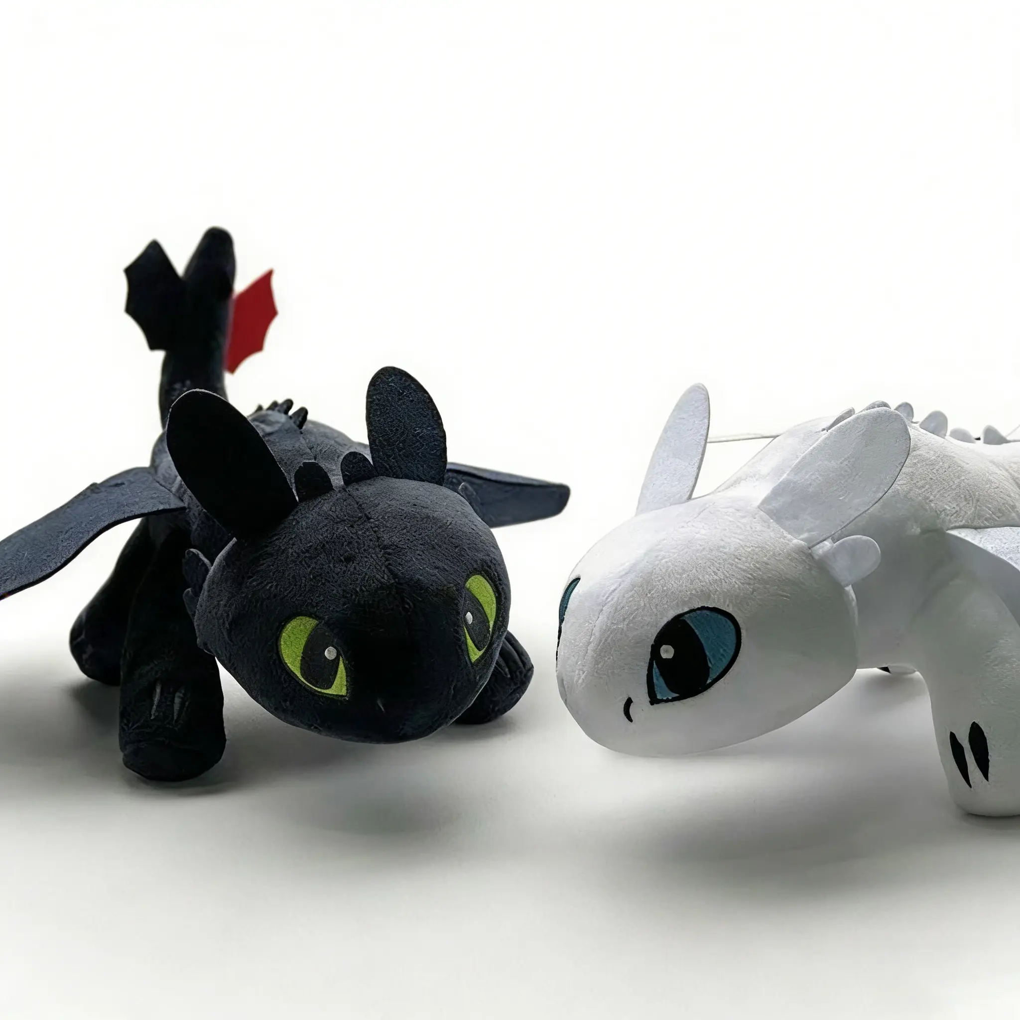 HTTYD Toothless & Light Fury Couple Plush Doll Ornament Set (27cm/35cm) - Cotton Car Accessories, Unisex Quirky Decor with Movable Wings, Car Exterior/Motorcycle Helmet Hanger, Gift for Anime Fans