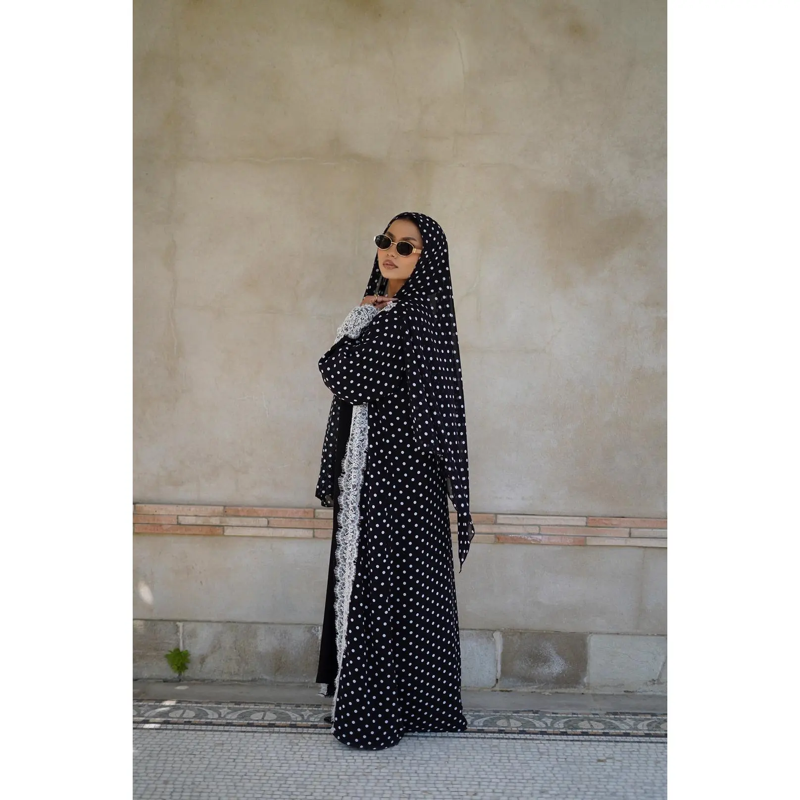 Lace polka dot abaya