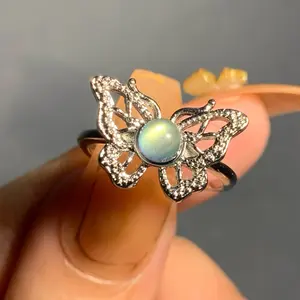 High Grade Natural Labradorite Crystal Ring - Silver-Plated Copper，Multicolor Crystal Design, Adjustable Fit, Natural Materials, Authenticity Key