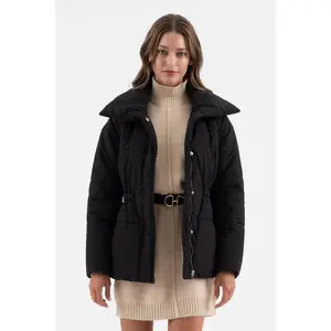 ELASTIC WAIST ZIP UP PUFFER JACKET: BLACK