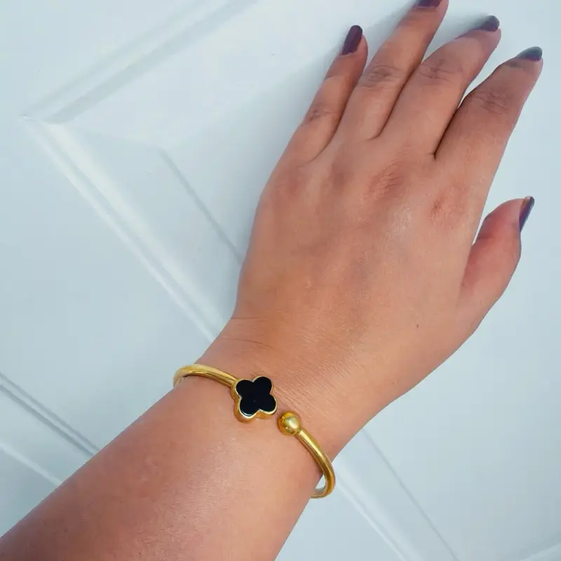 Pure Panchadhatu Clover Bangle, Non-Tarnish Elegant Daily-Use Bangle