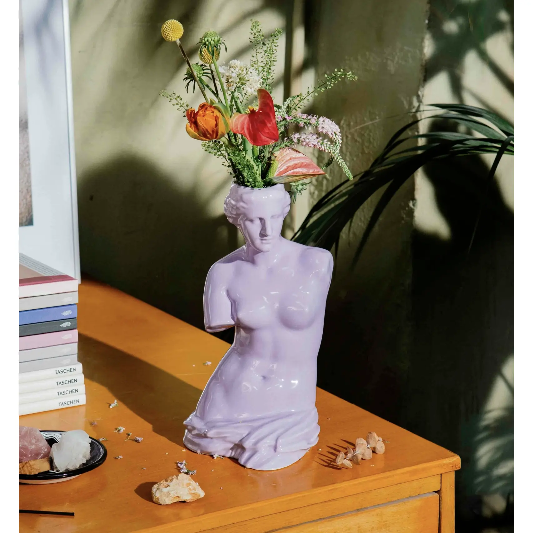 Venus Vase in Lilac | 42.99