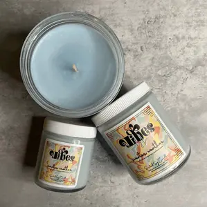 Sweater Weather | Frosted Juniper, Cinnamon & Cashmere Plum Candle