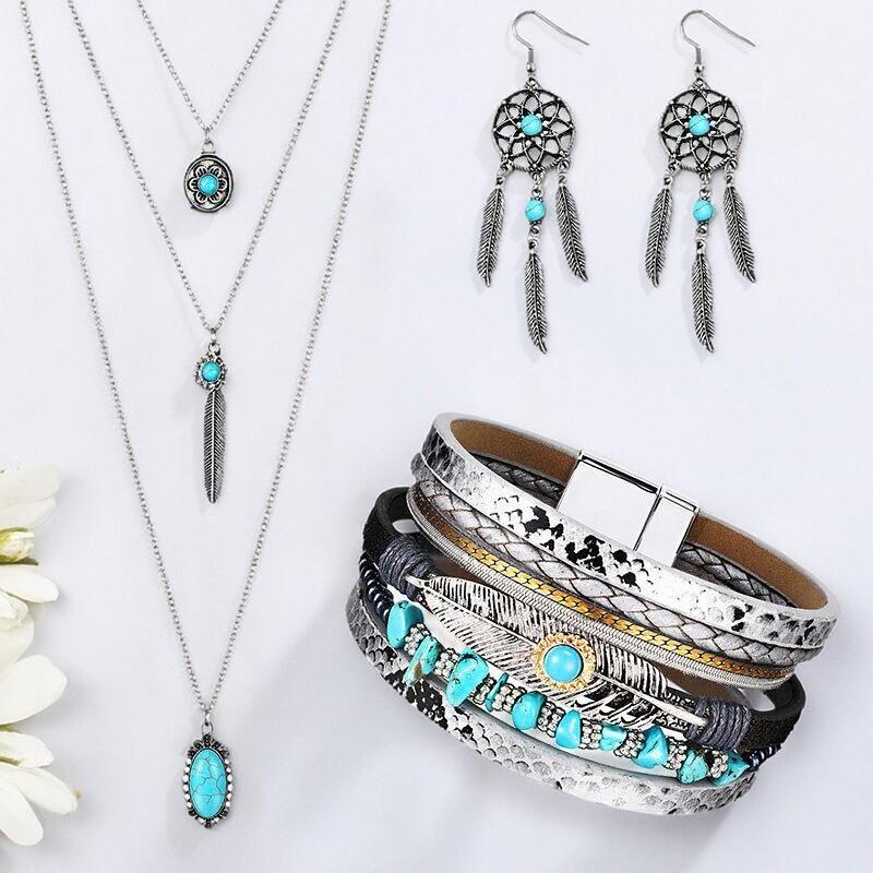3 Pcs Bohemian Western Turquoise Jewelry Set for Women Pendant Necklace Dangle Earrings Bracelet Gift for Christmas New Year Daily Wear 3 Pcs Bohemian Western Turquoise Jewelry Set for Women Pendant Necklace Dangle Earrings Bracelet Gift for Christmas New Year Daily Wear