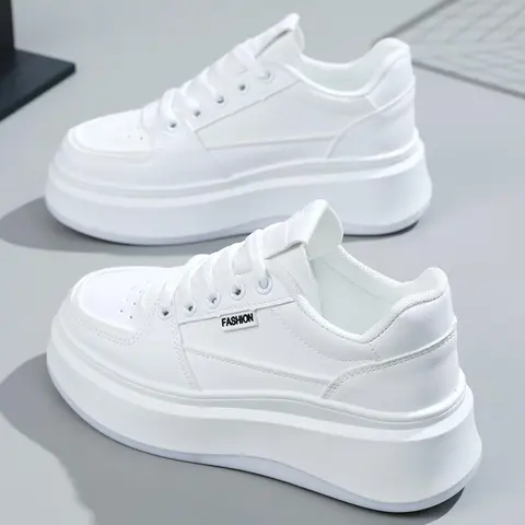 Women's Sporty Lace Up Platform Sneakers, Casual Comfortable Breathable Trendy Running Shoes, Female All-match Round Toe Chunky Sneakers for Daily Life, Fashionable Running Shoes