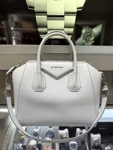 Pre-owned Givenchy goatskin leather Shoulder Bags Medium Antigona Powder Blue Sugar Goatskin (2015)