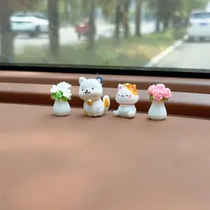 Cute Cartoon Car Interior Decoration, Car Dashboard Decoration, Car Interior Ornament, Car Decoration Accessories for Women & Girls