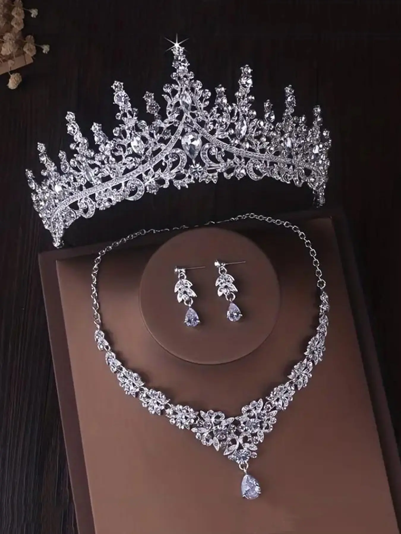 Women Silver Color Bridal Accessories Set, Elegant Matching Jewelry Set, Bridal Jewelry Set For Wedding, Rhinestone Crown Necklace Earrings, Necklaces Earrings Set, Wedding Party Prom Jewelry, All Seasons, Bridal Sets