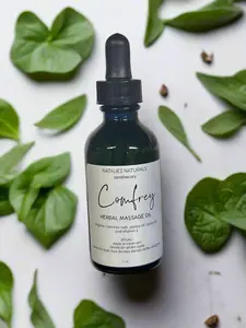 Comfrey oil