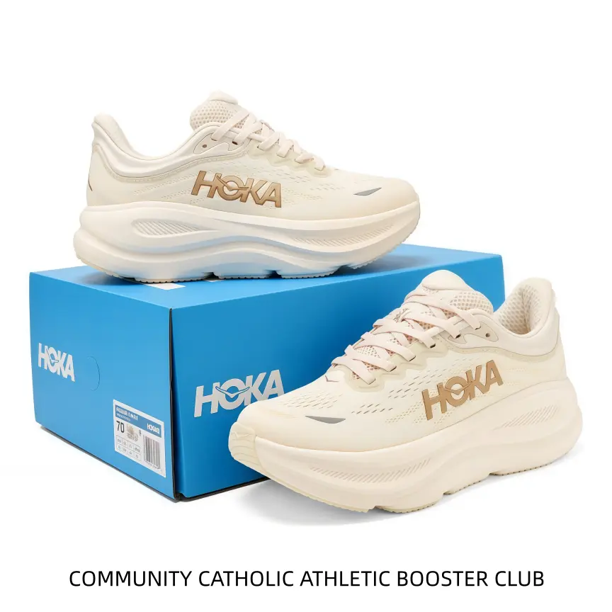 This creamy neutral low-top running sneaker features breathable perforated mesh upper and thick curved cushioned midsole, delivering gentle cloud-like support for daily commuting and casual outdoor walks.