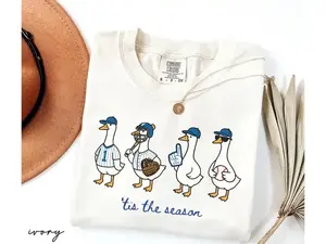 Baseball Shirt, Funny Goose Game Day Tee,Retro Sports Fan Shirt,Baseball Mom Gift, Tis The Season sweatshirt,Vintage Graphic